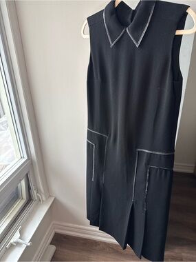 MaxMara Black Sleeveless Shift Dress with Contrast Stitching